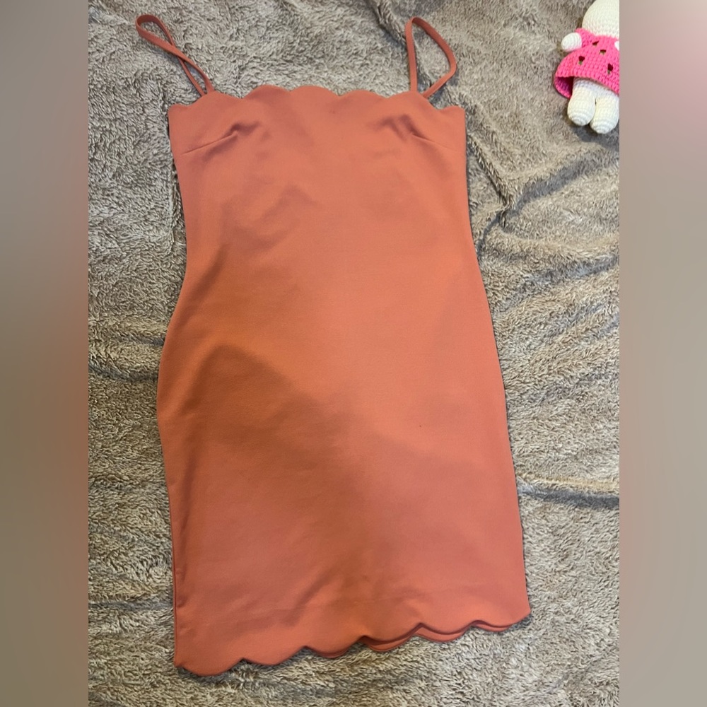 Scalloped hem bodycon dress with straps